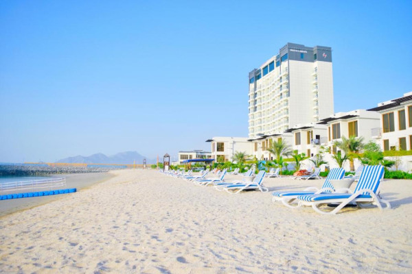 Mirage Bab Al Bahr Beach Hotel (5 star)